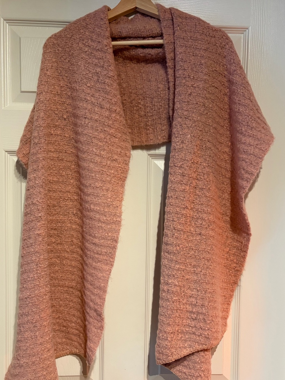 Oversized Cozy Textured Thick Scarf Wrap in Rosewood w/ grey